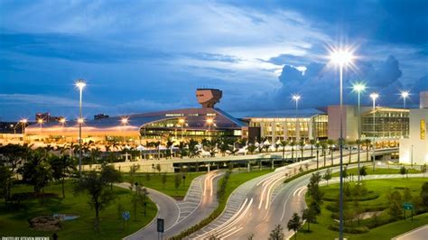 man steals rolex watch in airport|miami international airport rolex.